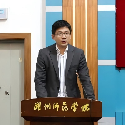 西北大學創新論壇第一千八百九十二講：機器學習與核物質狀態方程